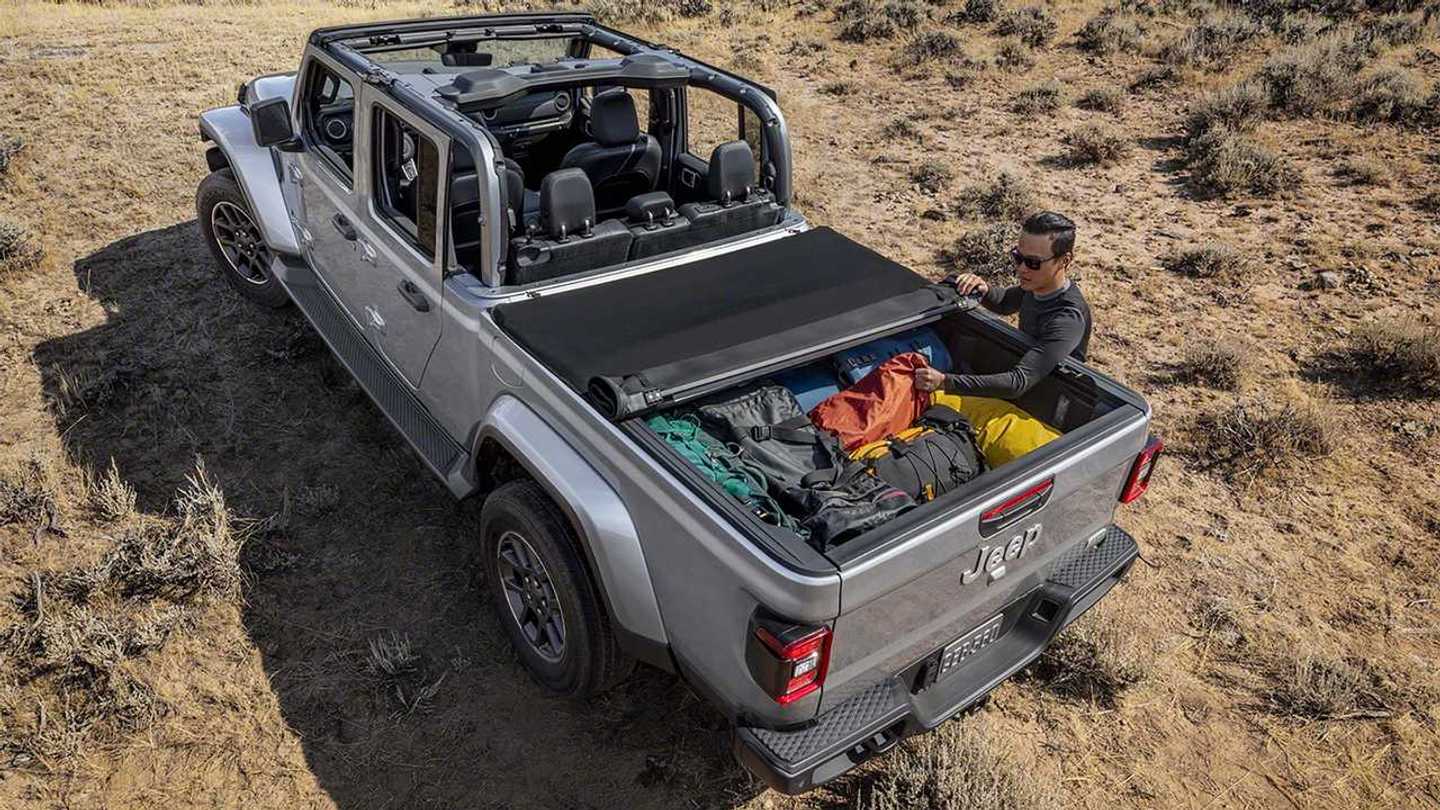 2020 Jeep Gladiator Debuts Wrangler Truck With OffRoad Chops [UPDATE]