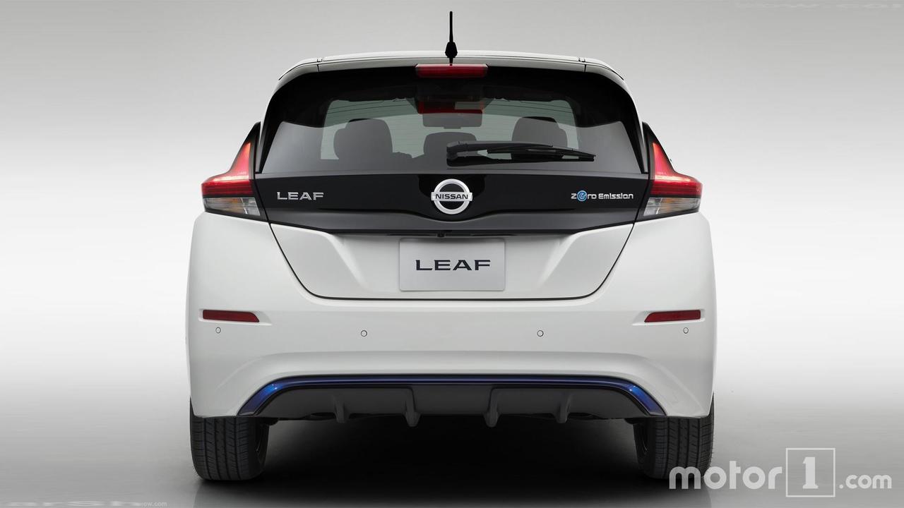 Nissan Leaf vs Nissan Leaf Nismo Concept