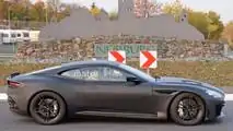 Aston Martin Vanquish casus fotoğrafları