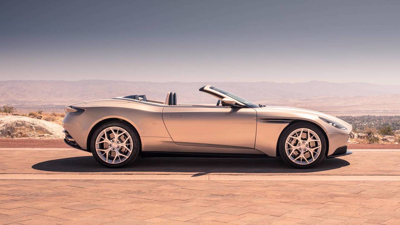 Aston Martin DB11 Volante