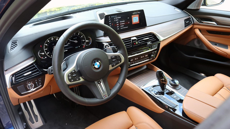 2018 BMW M550i: Review