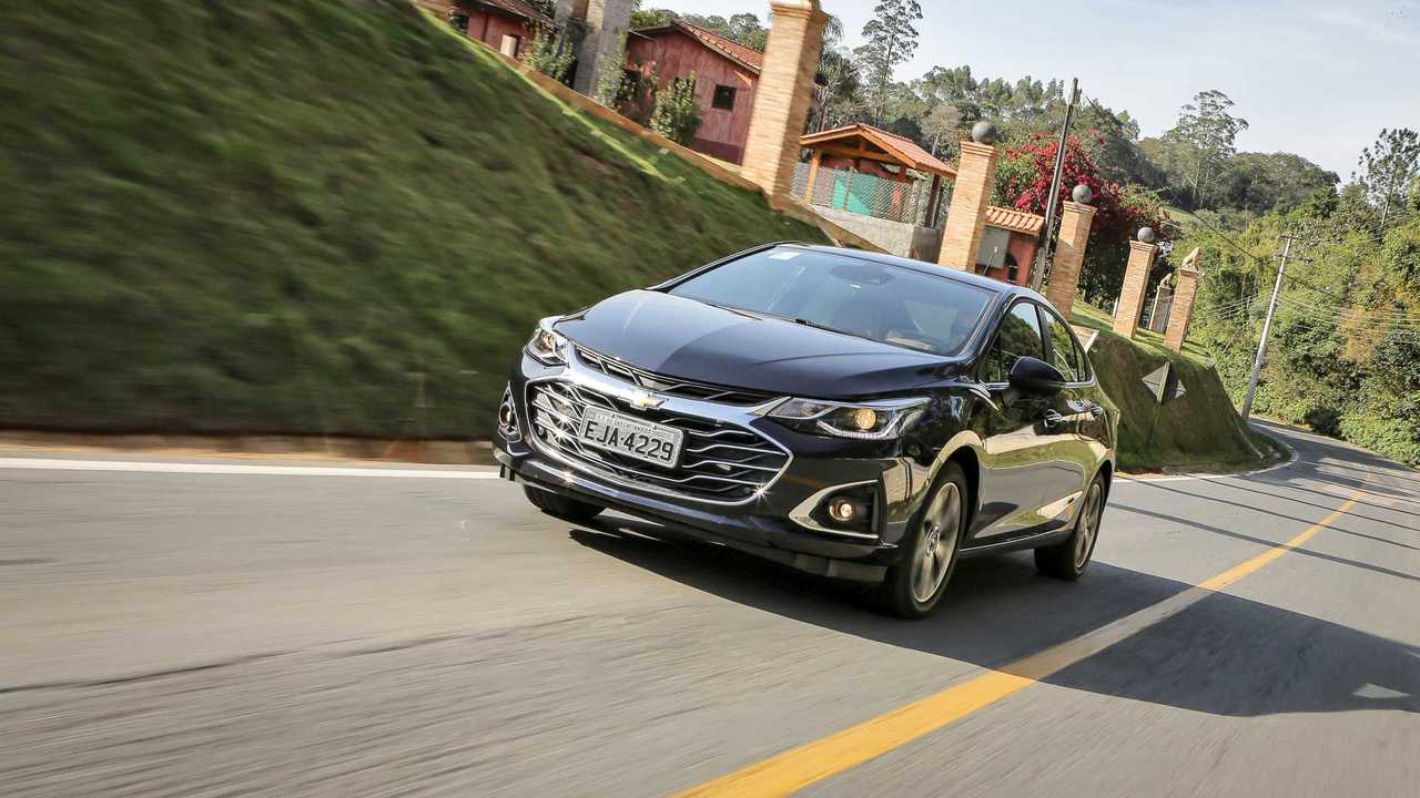 Comparativo: Novo Corolla x Civic x Cruze 2020