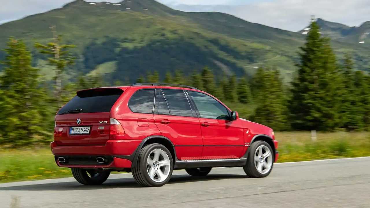 BMW X5 4.6 iS | Motor1.com Fotos