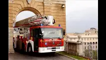 Mercedes Econic Vatikan