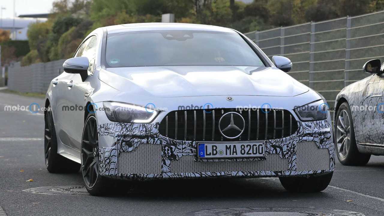 Makyajlı Mercedes-AMG GT 63 S Casus Fotoğraflar