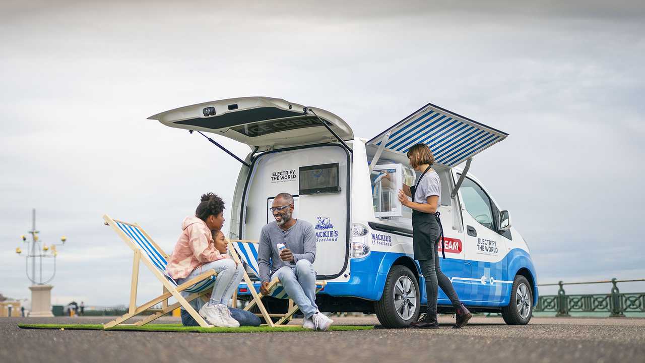 Nissan e-NV200 Nice Cream