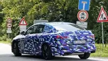 Photo espion BMW Série 2 Gran CoupéBMW 2 Series Gran Coupe spy photo