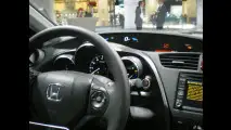 Nuova Honda Civic a Francoforte: com'è al tatto