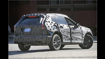 Wild getarntes Schweden-SUV