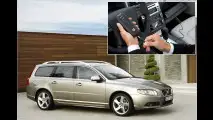 Volvo mit Alkohol-Tester