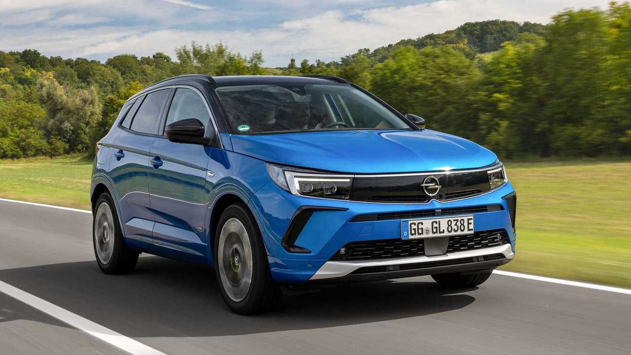 Opel gama de vehículos eléctricos e híbridos enchufables