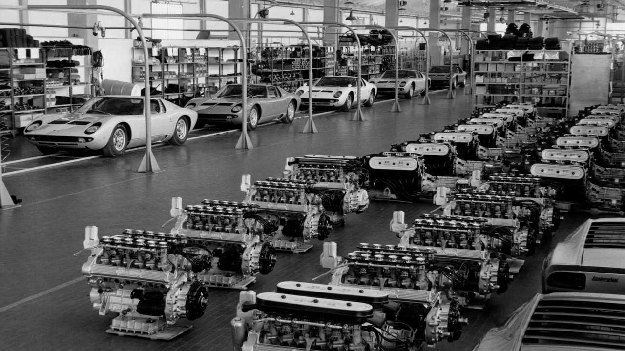 Lo stabilimento Lamborghini di Sant'Agata Bolognese