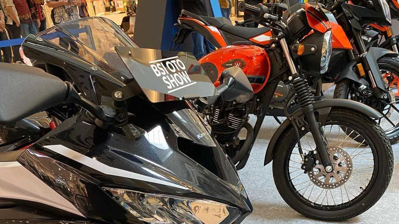 Sepeda Motor di BSI Oto Show 2021