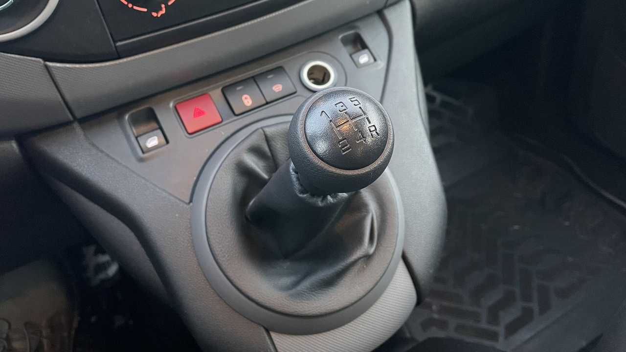 Opel Combo Life, рычаг механики