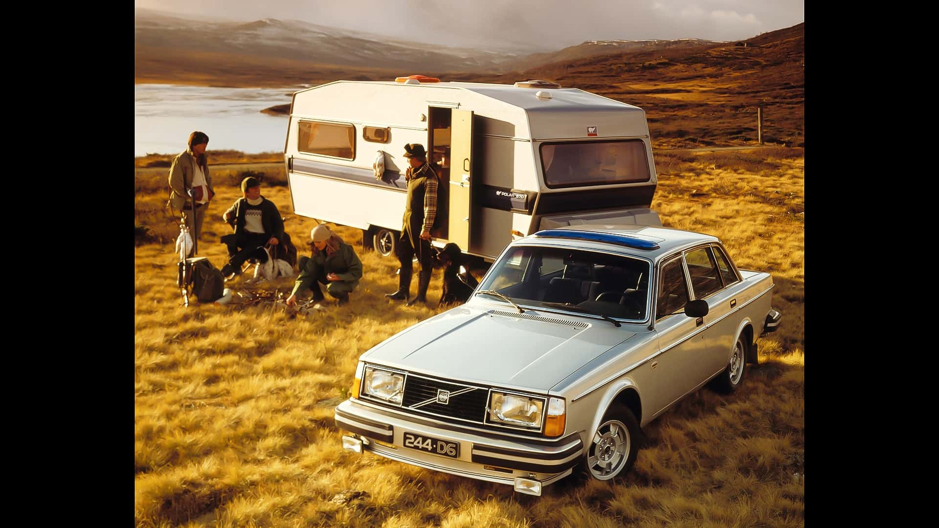 ボルボ240 Volvo 240 (1974-1993) : A Swedish legend on wheels