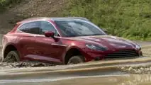 Aston Martin DBX off-road