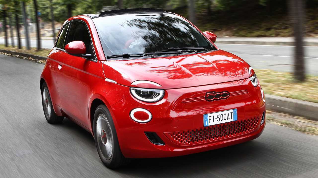 20_newfiat500red-62eba8451f59b