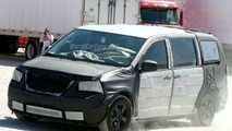 More 2008 Chrysler Voyager Spy Photos