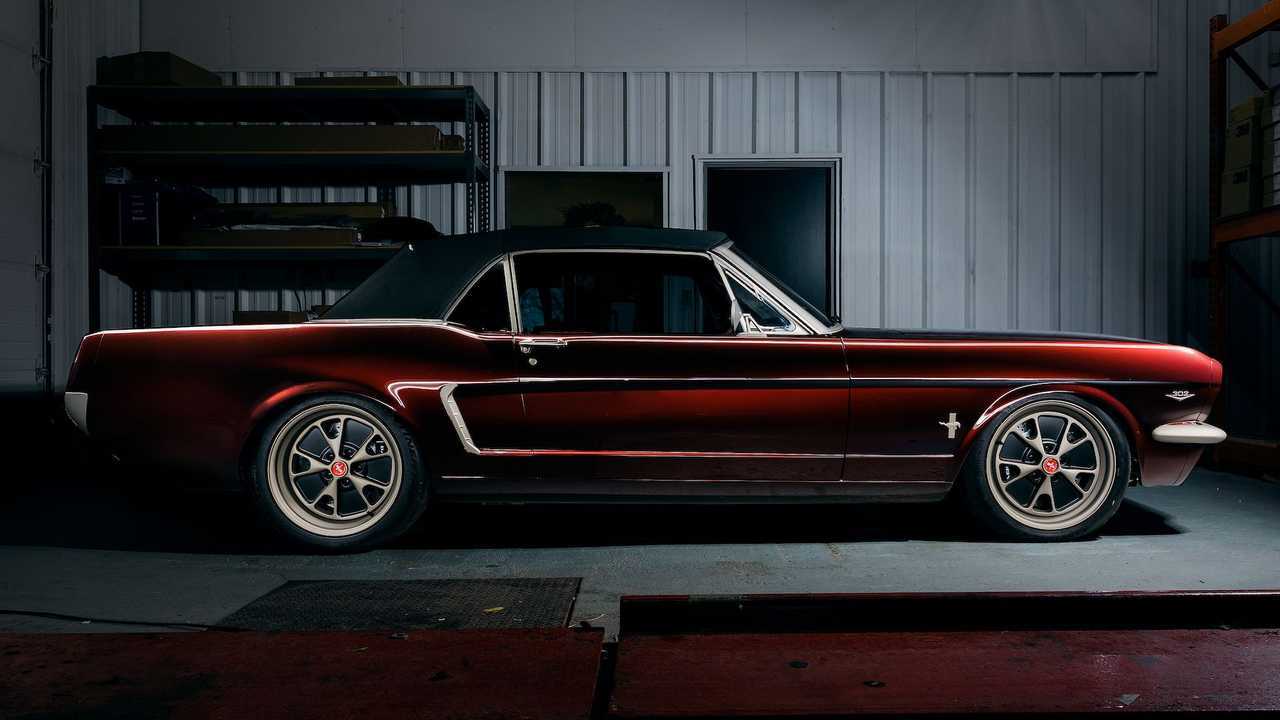 Ringbrothers 1964,5 Ford Mustang Restomod