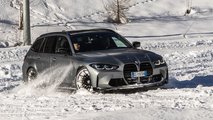 BMW M3 Touring (2023) auf Schnee im Valle d'Aosta