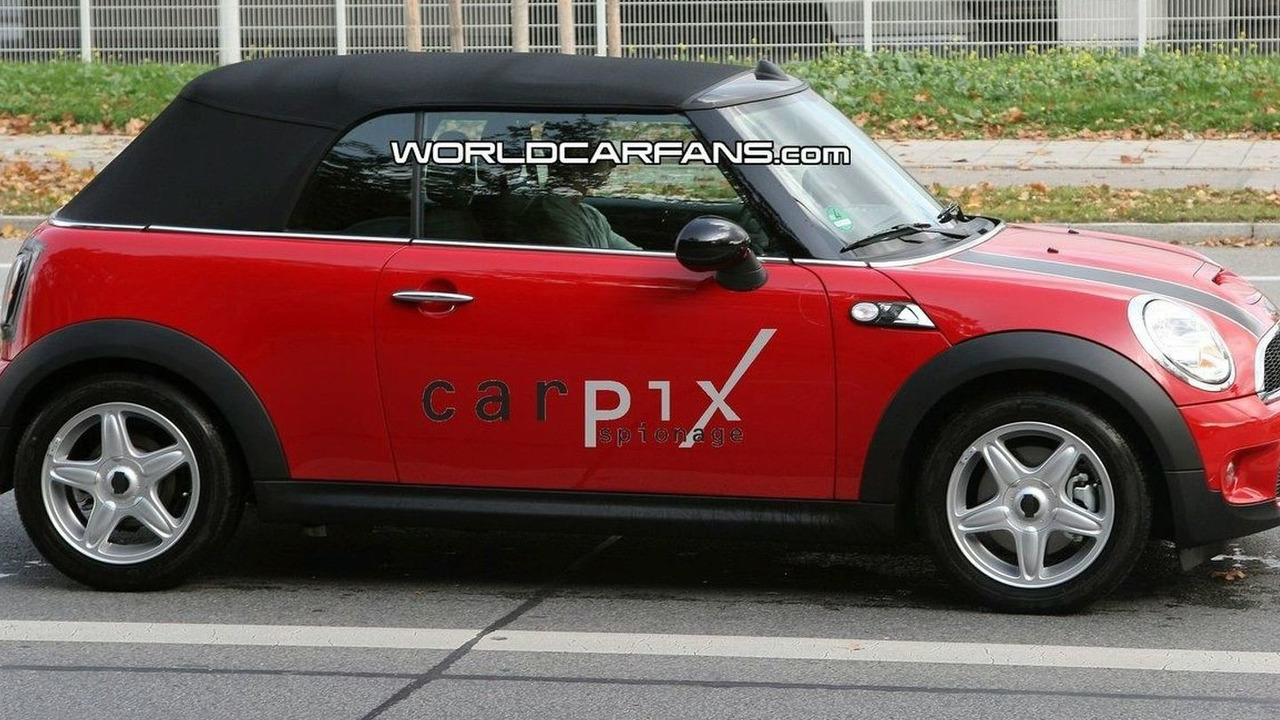 Mini Cooper S Cabriolet Spied Motor1com Photos
