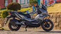 Dafra lança nova SYM ADXTG 300 2027 no Brasil por R$ 32.990