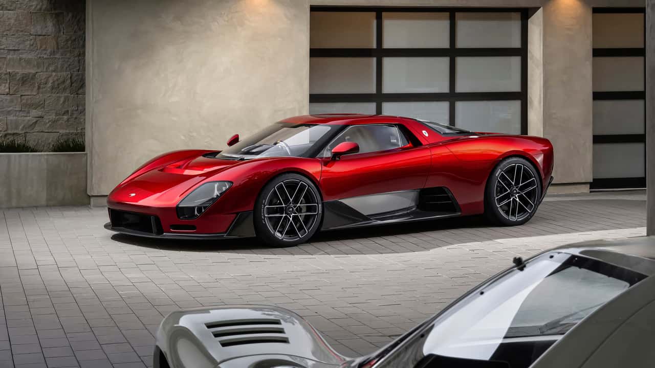 McLaren McL 6GT