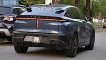 Nuova Lancia Gamma, le foto spia su Instagram