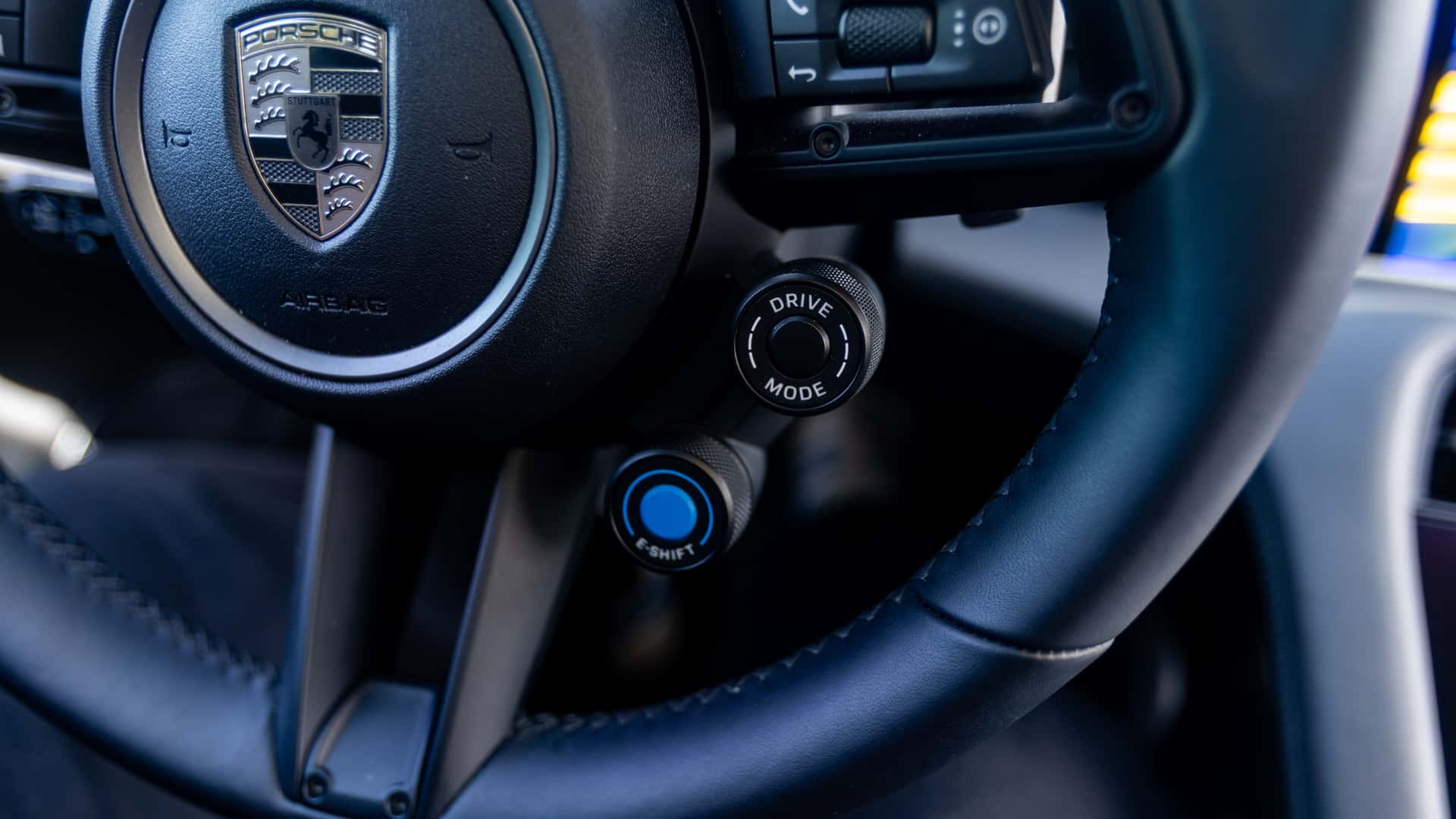 https://cdn.motor1.com/images/mgl/E6NnJq/s1/2027-porsche-taycan-e-shift.jpg