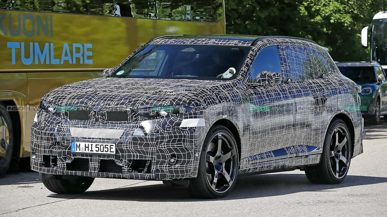 BMW iX5 M (2027) Erlkönig
