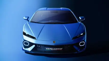 audi-nuvolari-2026-vs.-lamborghini-temer