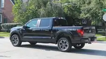 Foto spia con vista laterale Ford F-150 STX 2024
