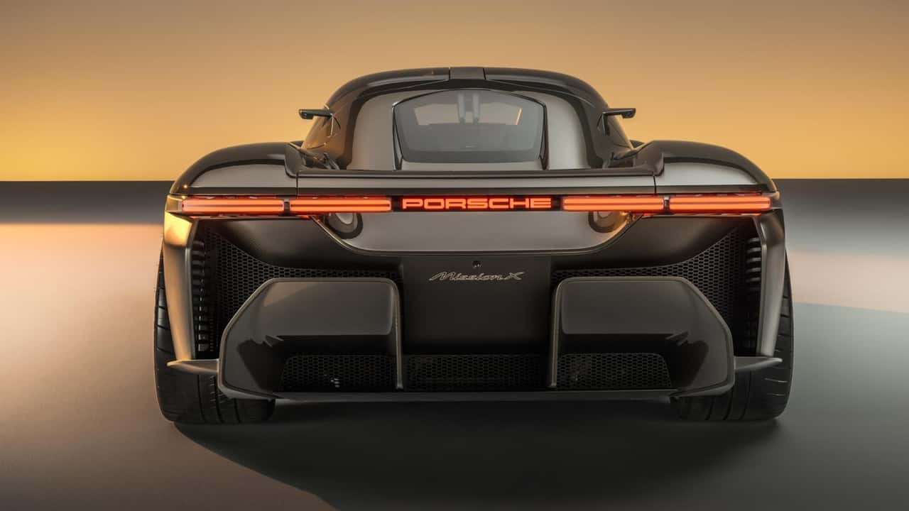 2023 Porsche Mission X concept