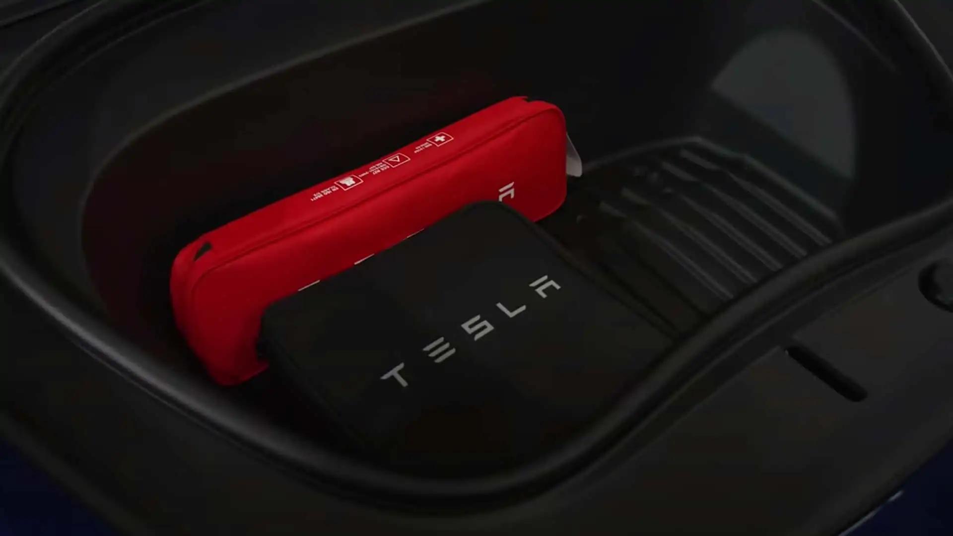 https://cdn.motor1.com/images/mgl/E6PKOz/s1/2024-tesla-model-3-first-drive-review.webp