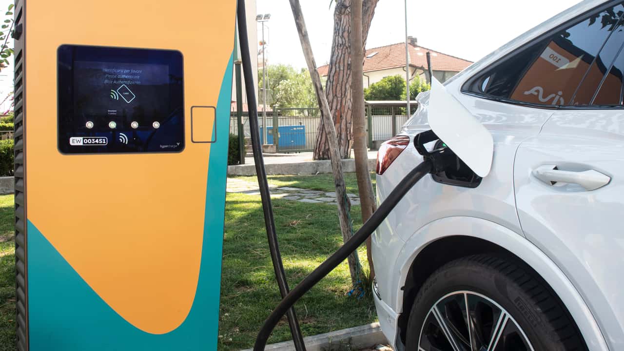 La ricarica Plug&Charge di Ewiva
