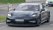 Porsche Taycan GT spy photo
