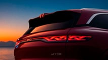 BYD Atto 8 with flash charging