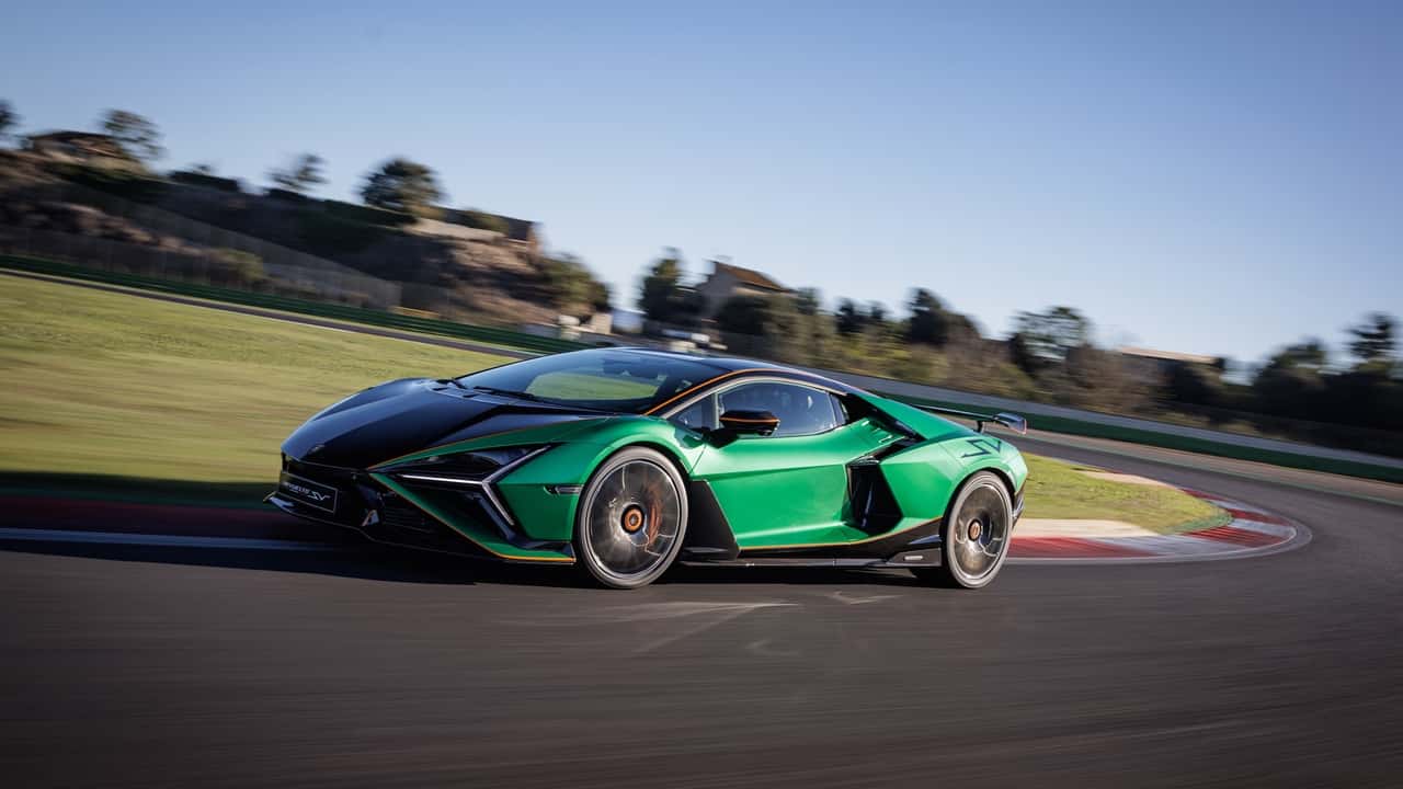 Lamborghini Revuelto SV First Drive Review