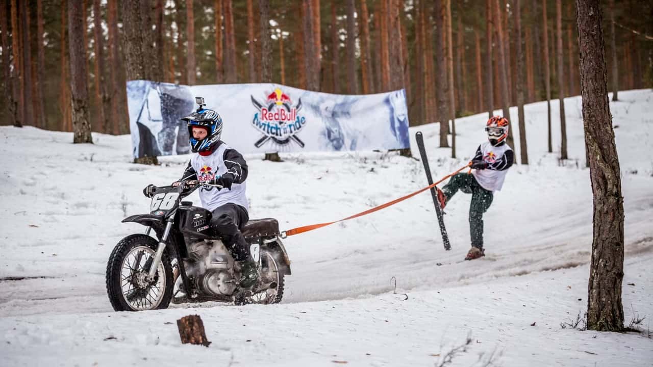 Motoskijoring Is Insane