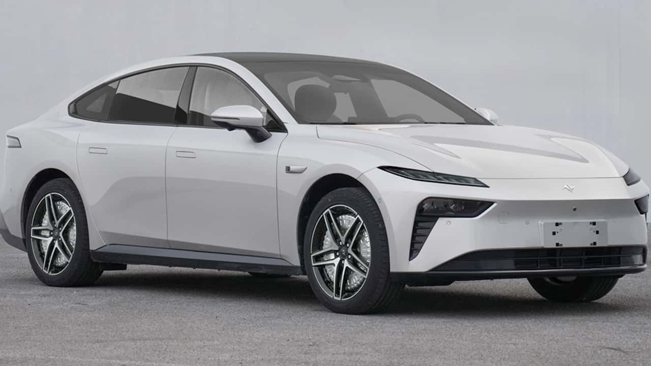 Dongfeng eπ 007 con quattro motori nelle ruote