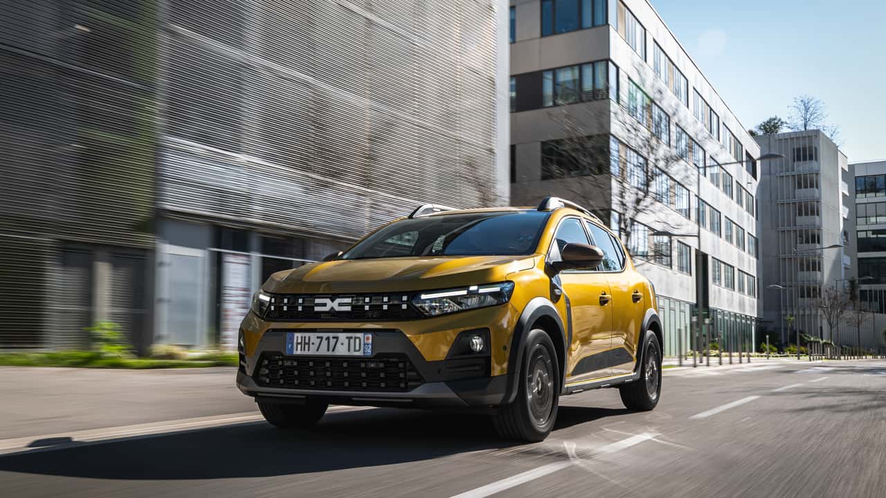 Toyota y Dacia Sandero, los claros dominadores del mercado español