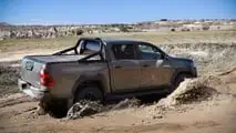 Toyota Hilux Hybrid 48V (2025) - La Prova