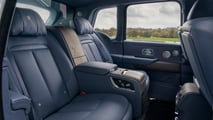 Badge Rolls-Royce Cullinan noir Daisy
