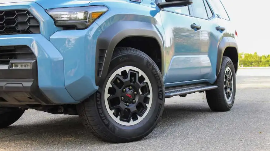 https://cdn.motor1.com/images/mgl/E6pnWv/s4/2025-toyota-4runner-trd-off-road-review-exterior-10.webp