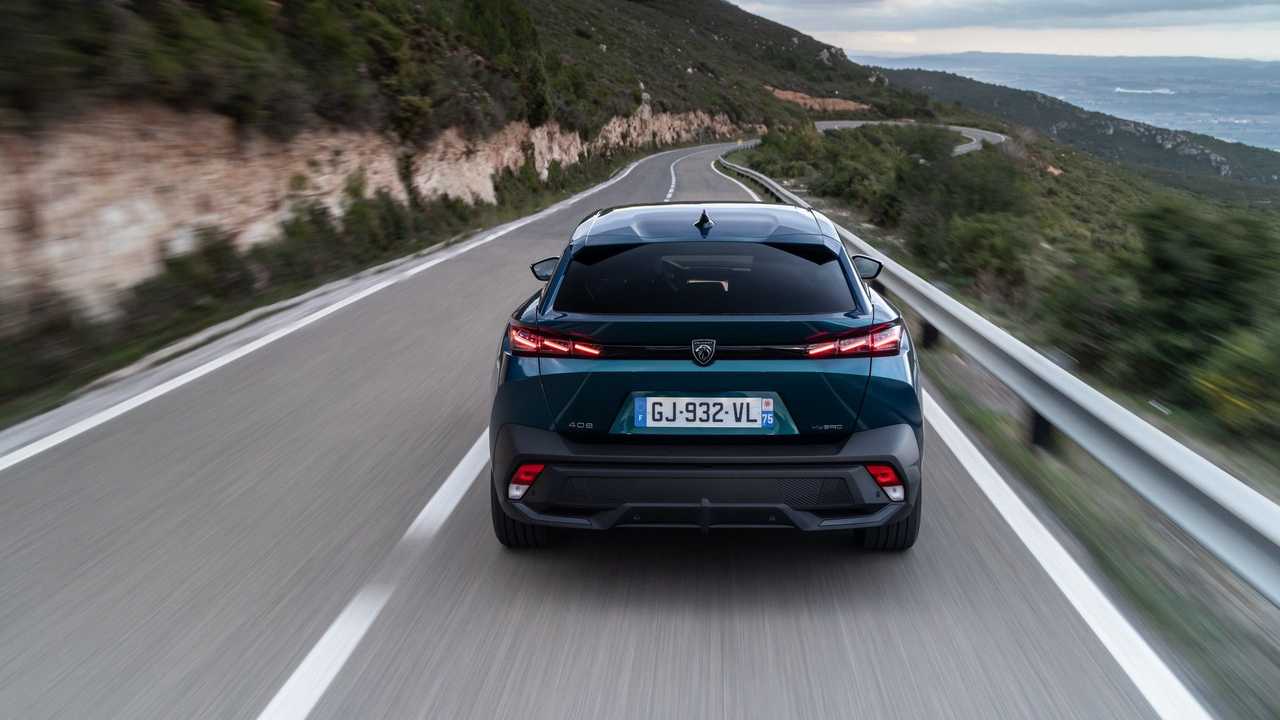 Foto - Peugeot 408, la prova