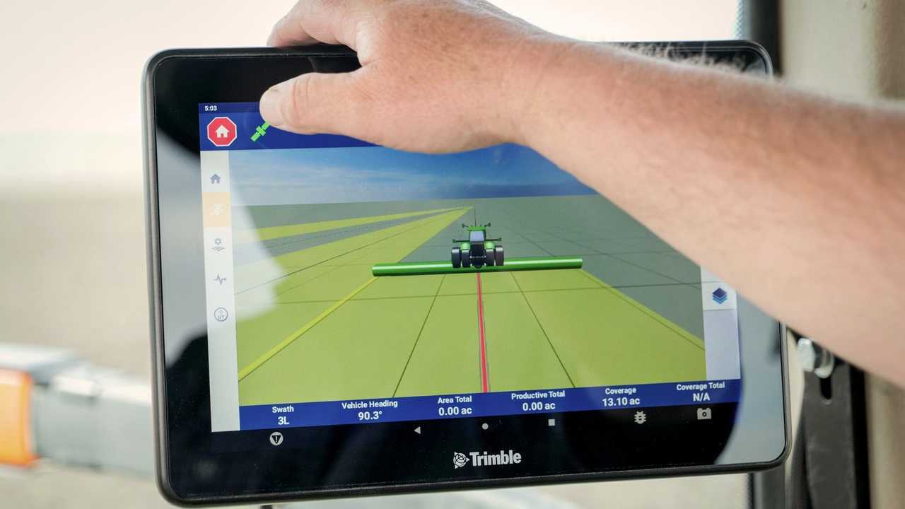 Trimble: I nuovi display GFX-1260 e GFX-1060 a EIMA 2022