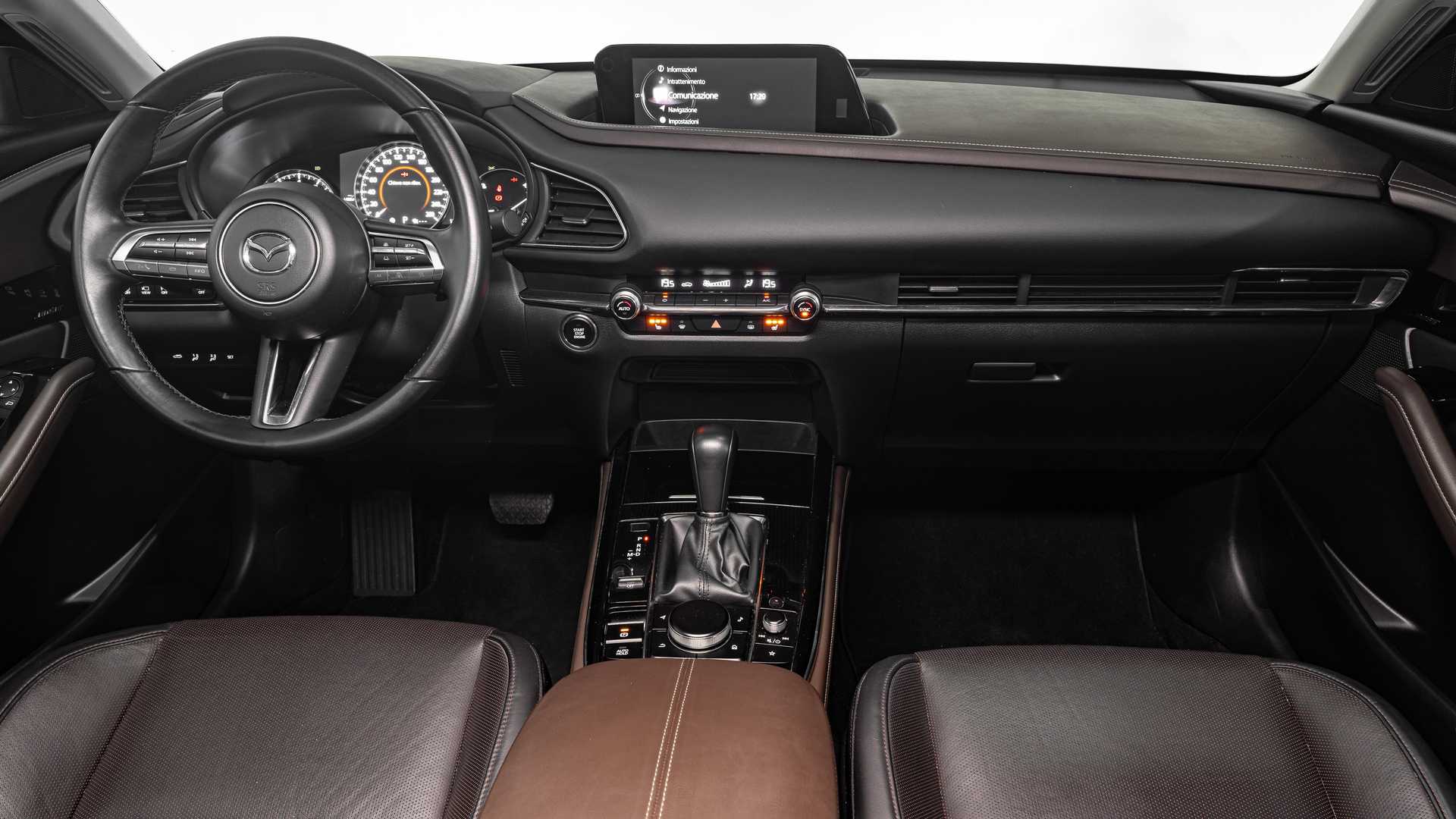 Mazda CX-30 2023, tutte le risposte alle domande più cercate