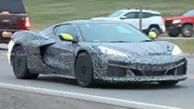 2024 Chevy Corvette E-Ray RHD Spy Photos