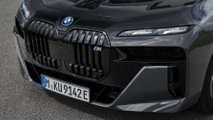 BMW M760e xDrive und BMW 740d xDrive (2023)