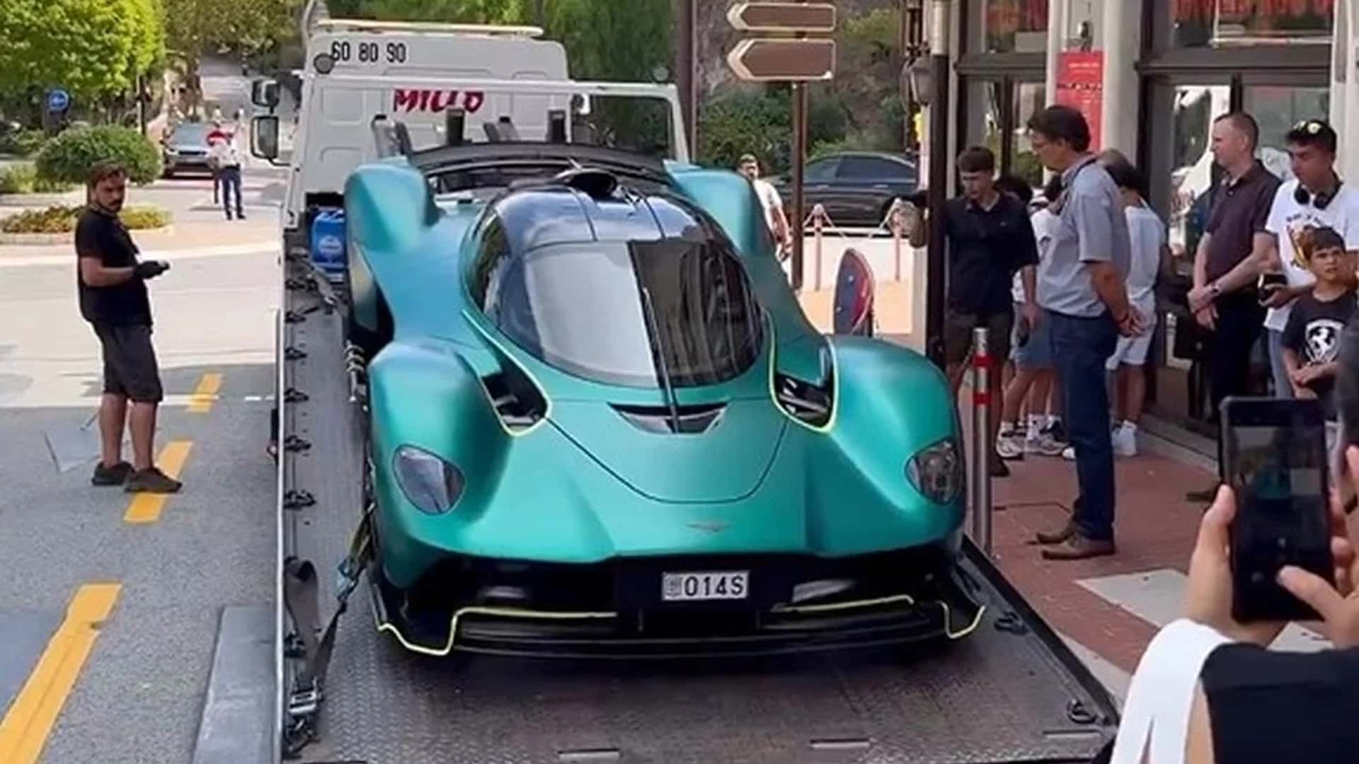 Fernando Alonso'S Aston Martin:  Engine, Speed & Design - eo16ly3